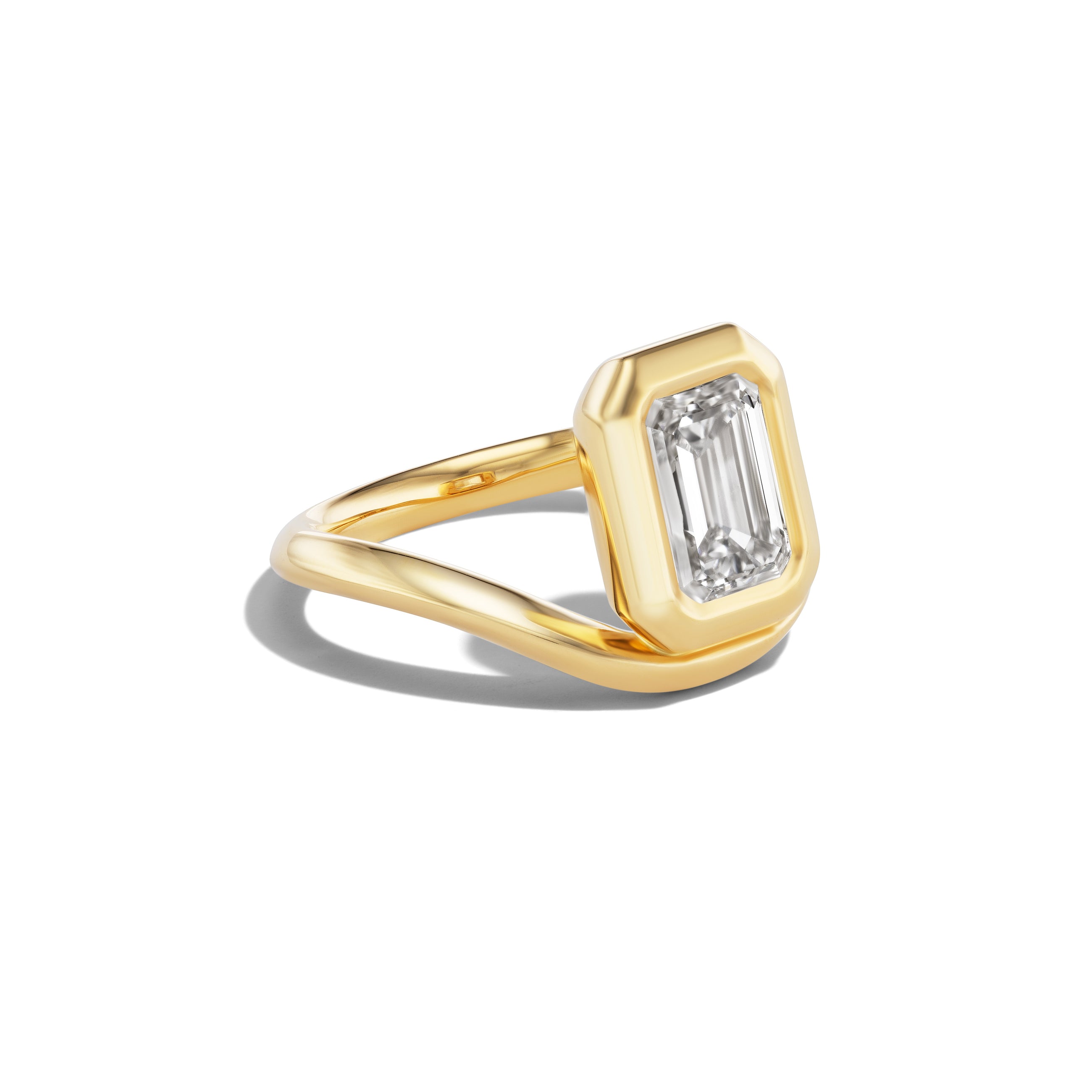 Glow Emerald Cut Ring on Curved Band