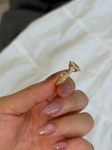 Lotus Basket Three Stone Ring