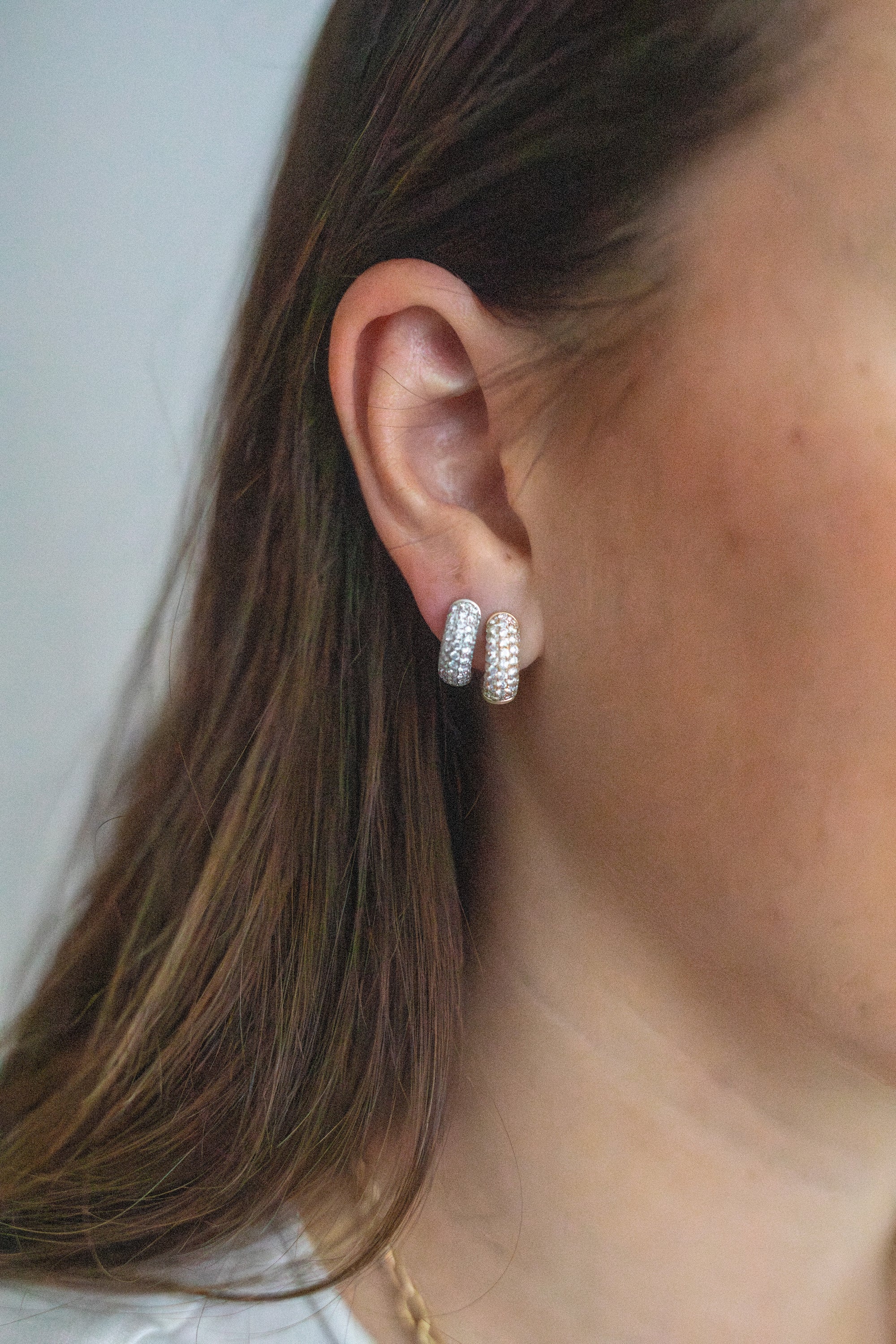 Tapestry White Gold Huggie Earrings